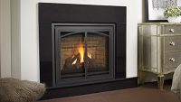 P33 Regency Gas Fireplace Feature